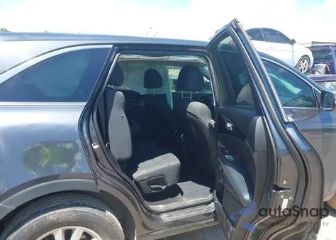 2019 Kia Sorento 3.3L Lx z USA, uszkodzony, nr VIN 5XYPG4A55KG518565